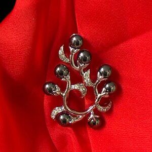 Vintage Nina Ricci Signed Silver Tone & Black Brooch